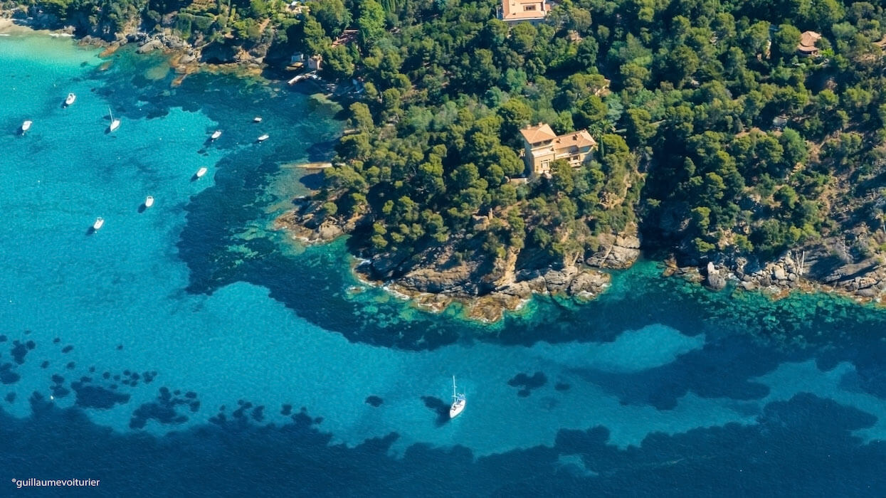 Vue d'un site de plongée dans le Var