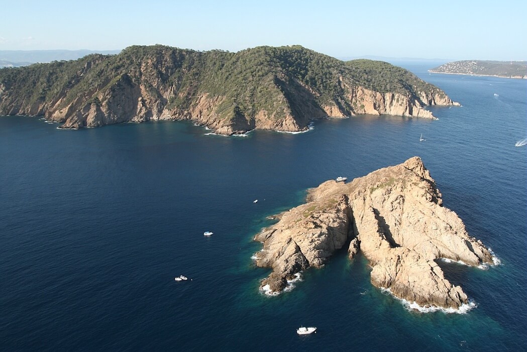 Vue sur les îles du département du Var