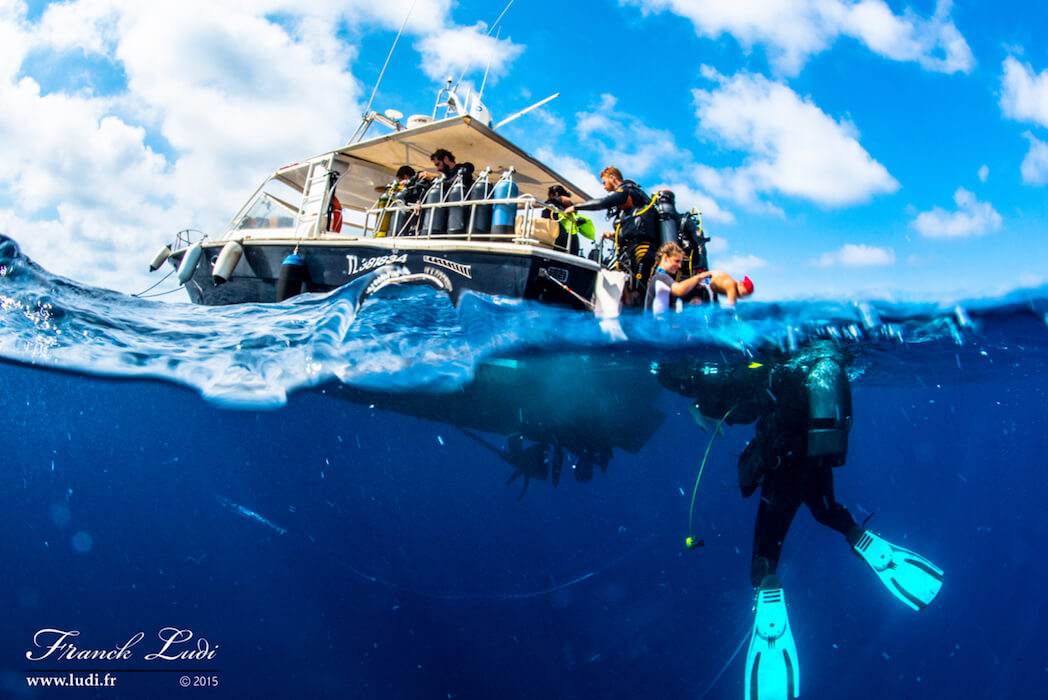 Un bateau Mio palmo avec nos plongeurs de la journée